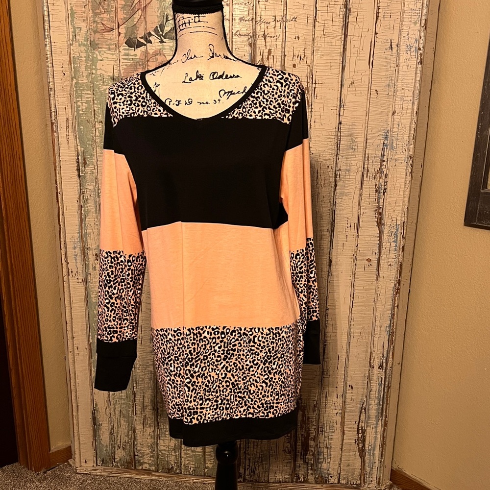 Lularoe Animal Print Elizabeth Size Medium
